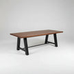 Table à diner industrielle style Établie patte en acier noir avec plateau en acacia