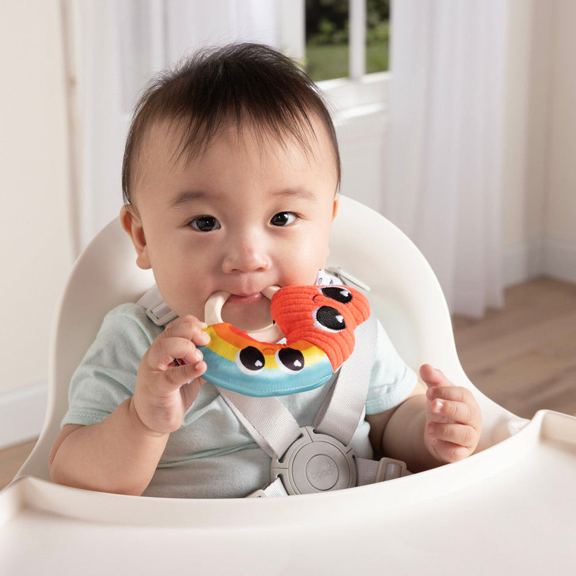 Tomy - Besties Rattle
