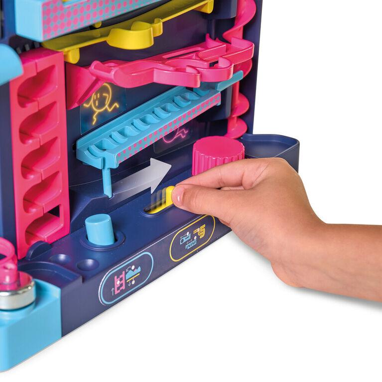 Tomy - Screwball Scramble - Marble Run Game - Level Up