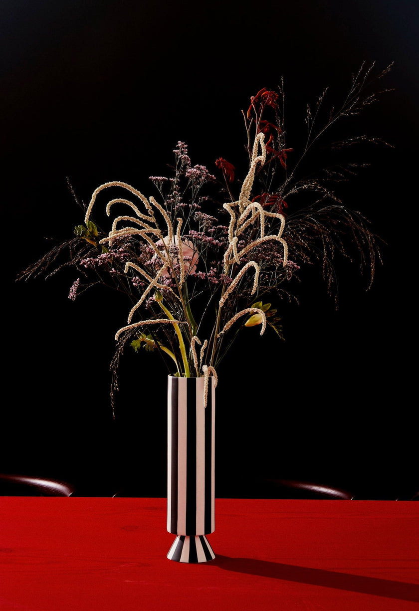 Toppu Vase - High - White / Black