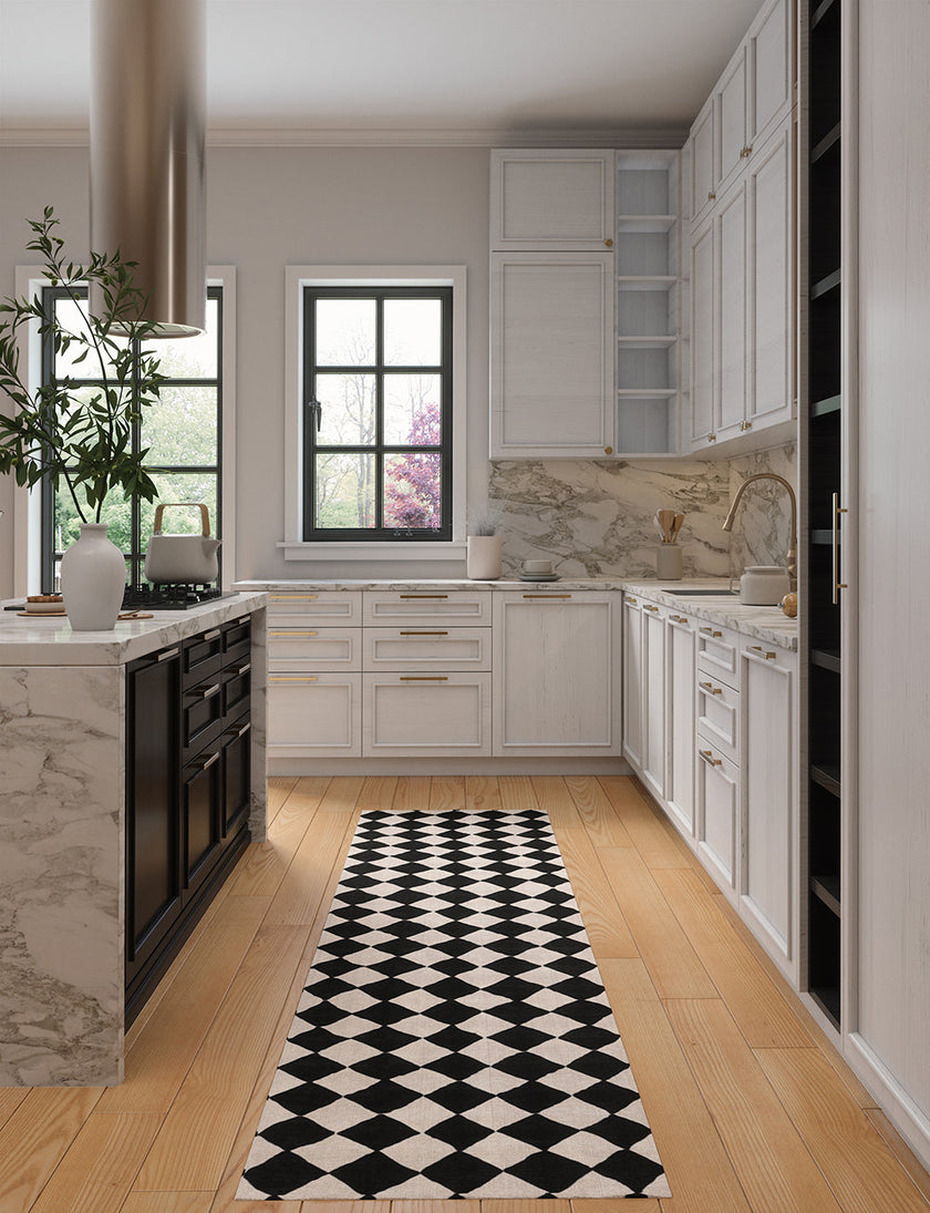 Trestres Checkered Black & Ivory Rug