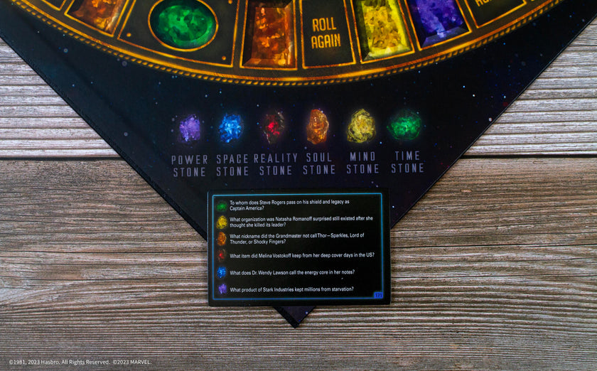 USAopoly - Trivial Pursuit - Marvel Cinematic Universe Ultimate Edition