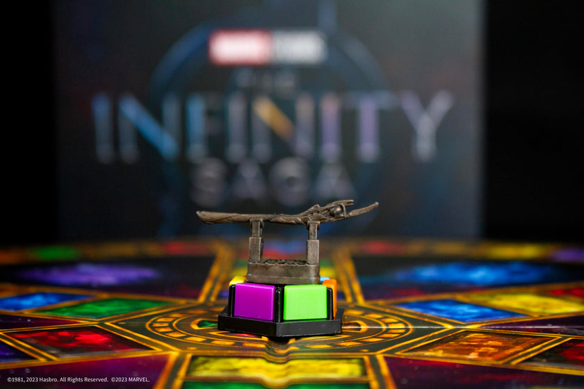 USAopoly - Trivial Pursuit - Marvel Cinematic Universe Ultimate Edition