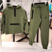 Pullover Unisex Jogger Set