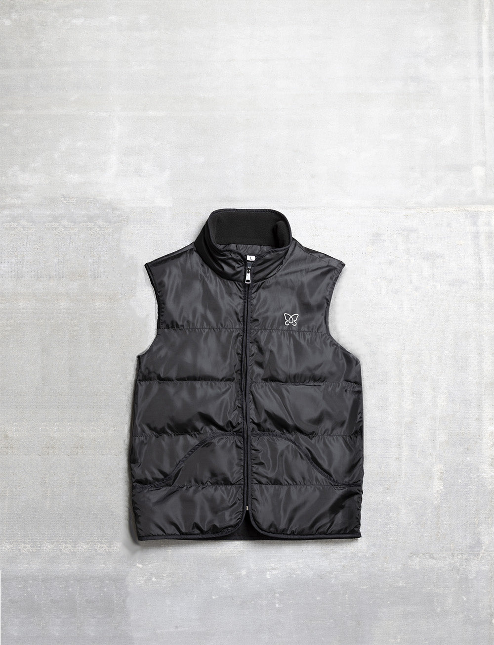 Veste sans manche isolée à l'asclépiade