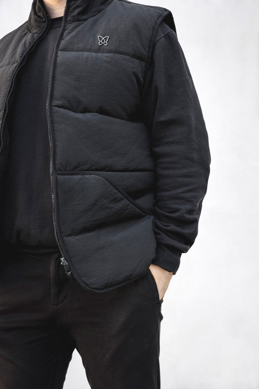 Veste sans manche isolée à l'asclépiade