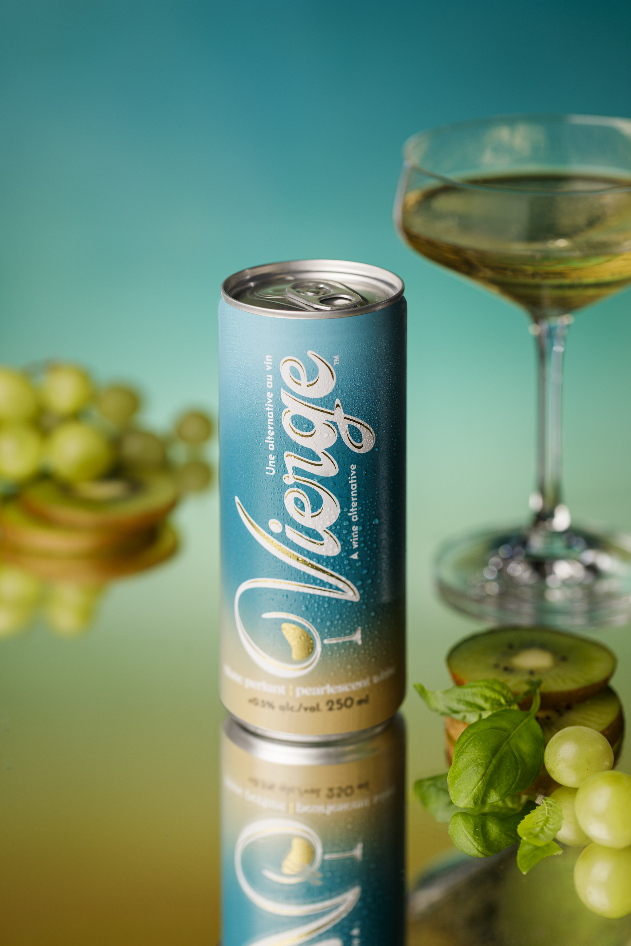 Vierge Pearlescent White