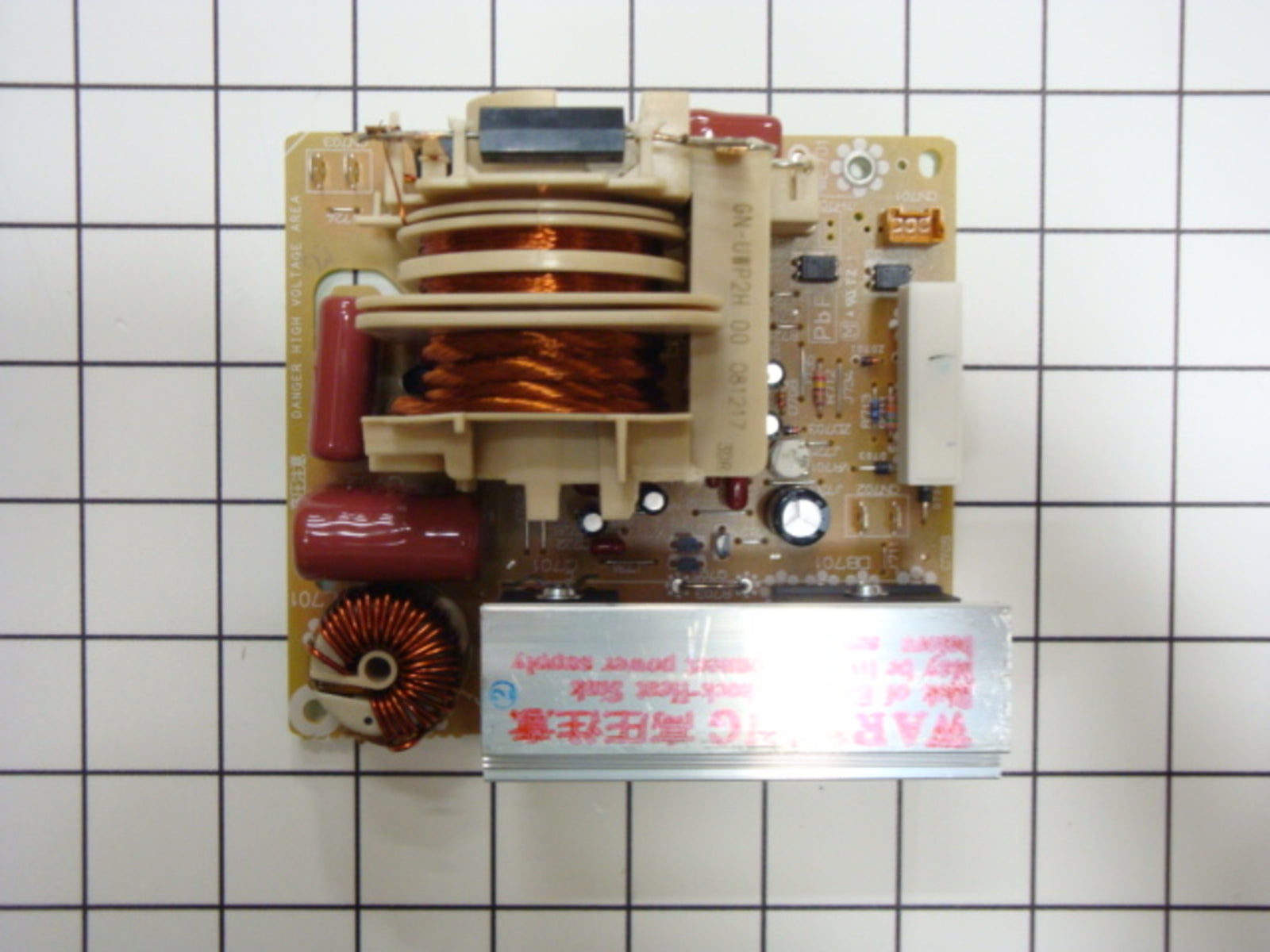 Pièce de rechange pour convertisseur de micro-ondes Whirlpool W10217711