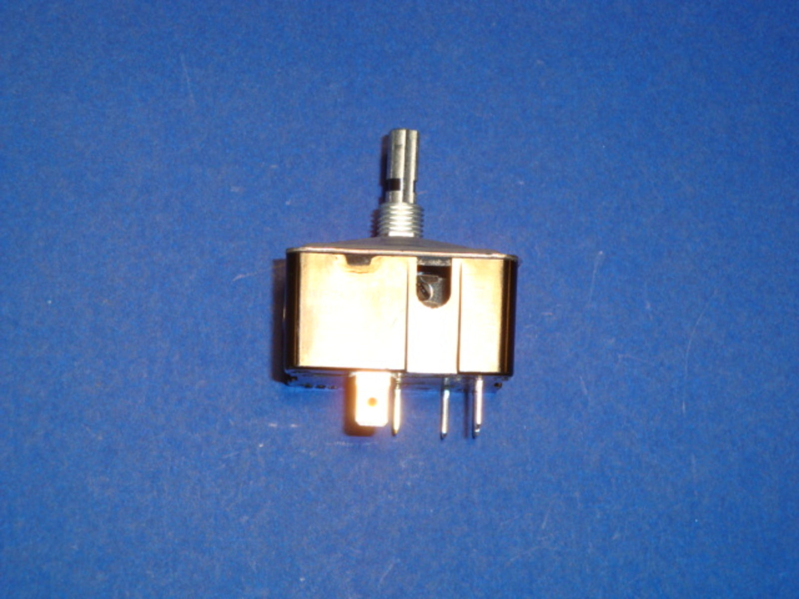 Interrupteur infini W11120795 pour plaque de cuisson Whirlpool