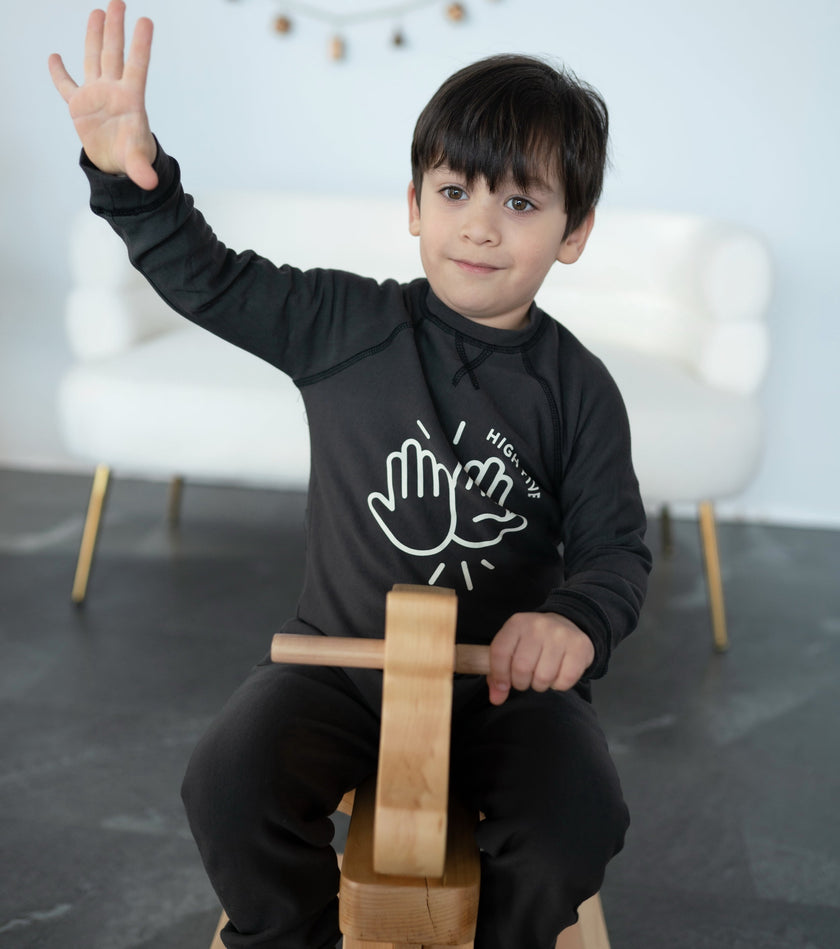 Sweat-shirt en polaire de bambou (bateau pirate/poing levé)
