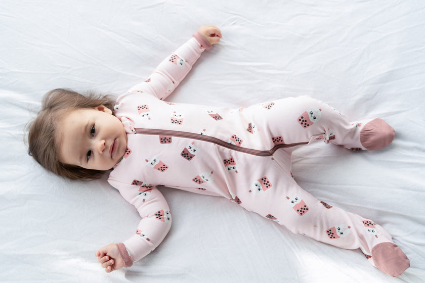 Pyjama en polaire de bambou avec fermeture éclair double sens (imprimé Bubble Tea)