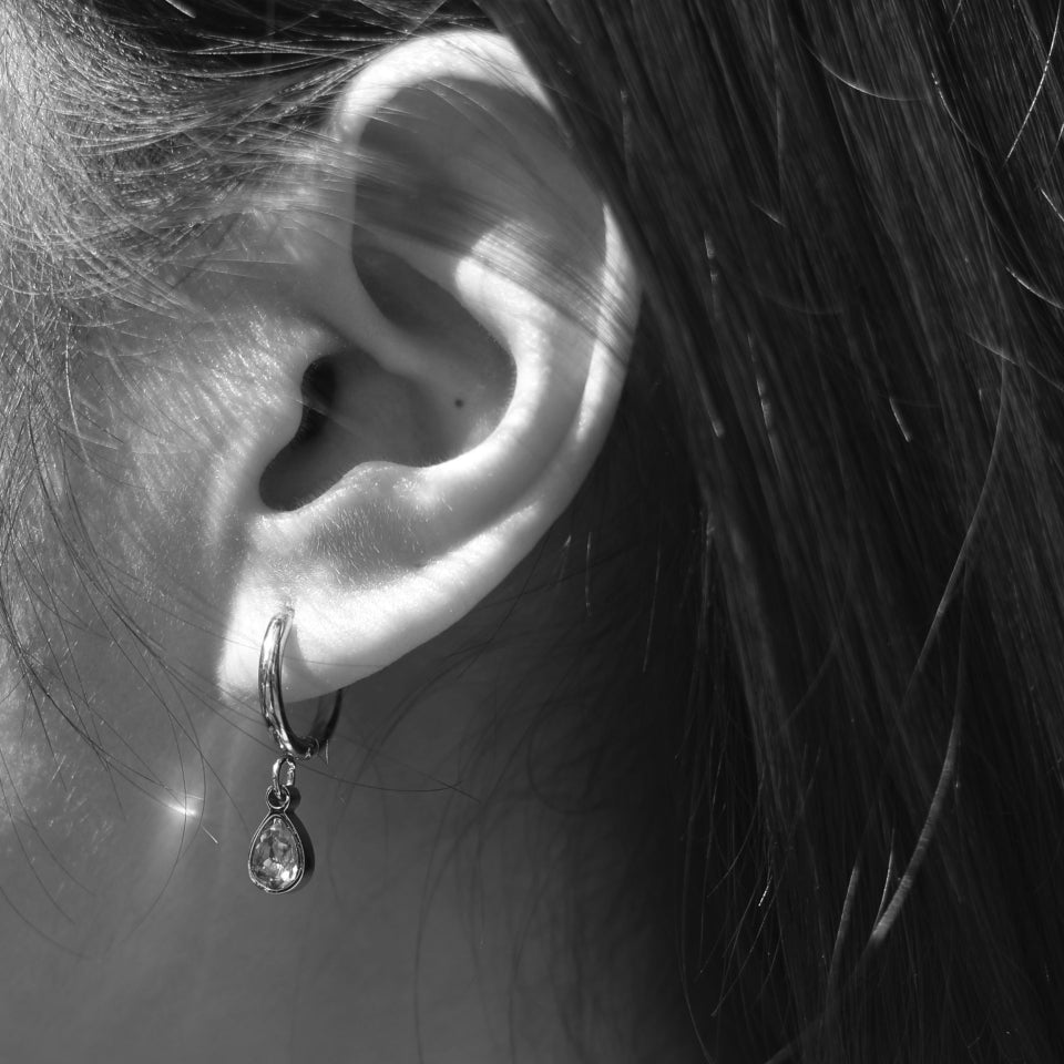 Boucles d'oreilles en cristal d'émeraude encapsulé WINNIE