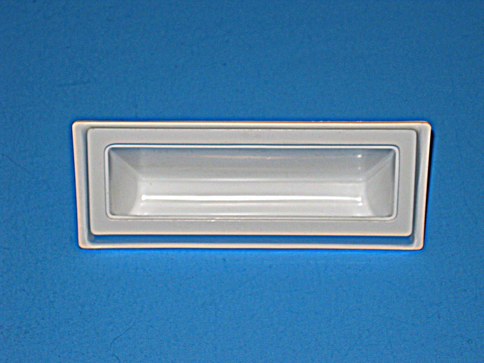 Poignée de porte de sèche-linge Whirlpool, référence : WP686711