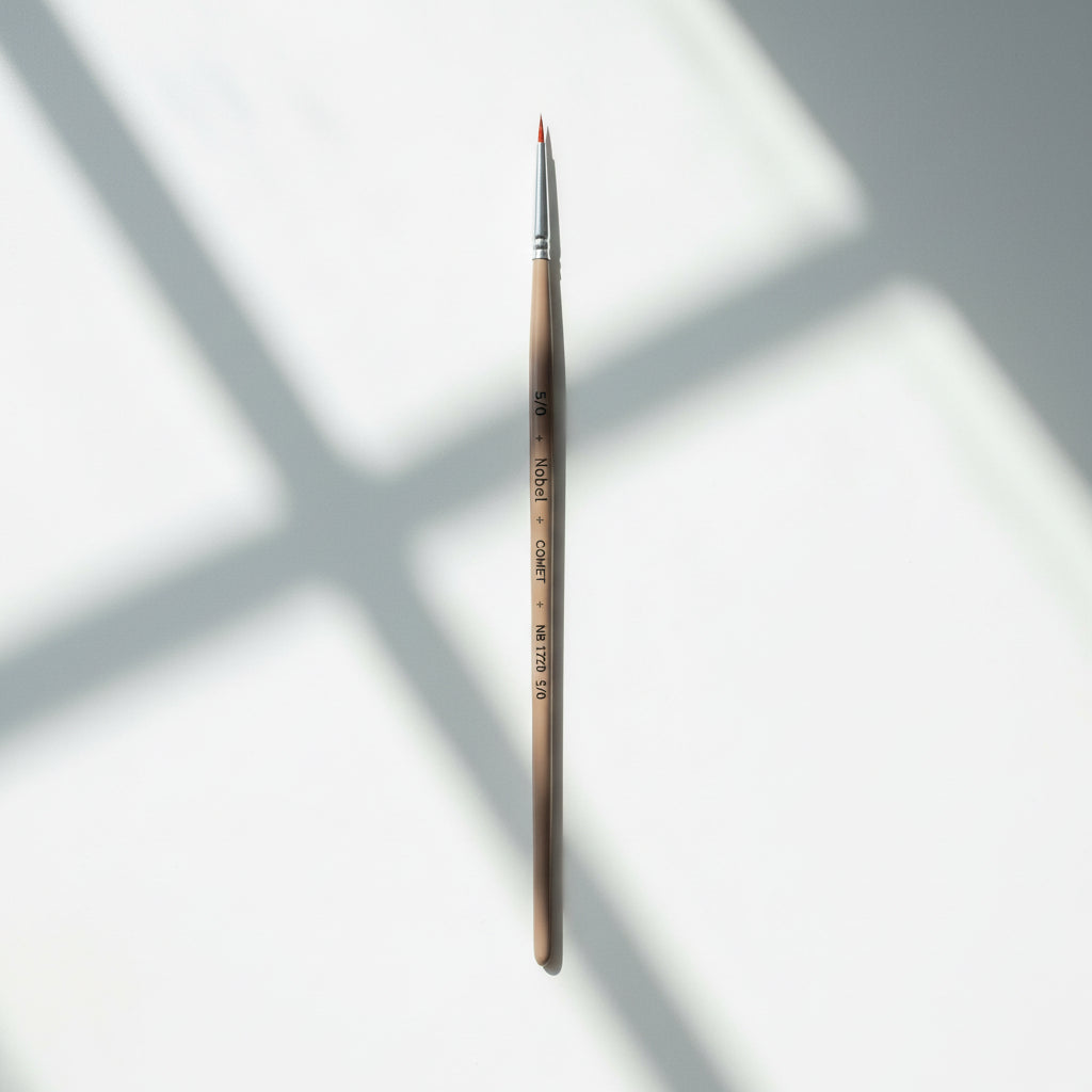 Comet - Golden Synthetic Short Handle Brush