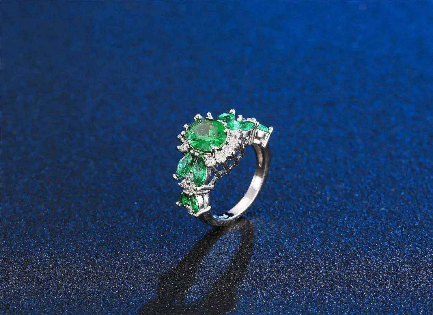 Women's Emerald Zircon Ring Bracelet