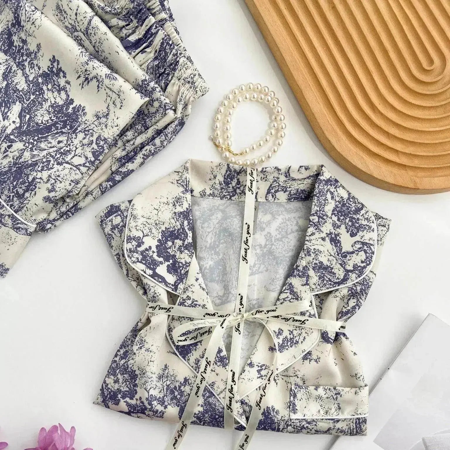 Women's Ice Silk Pajama Set – Long Sleeve Print Loungewear (M–XL)