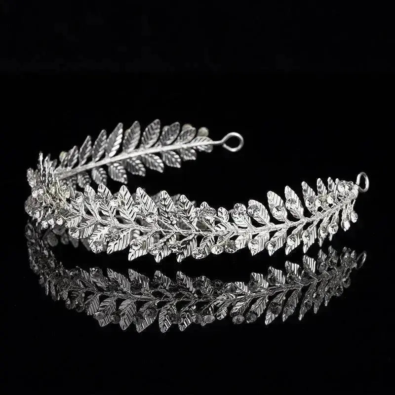 Women's Silver-plated Rhinestone Alloy Crown Tiara