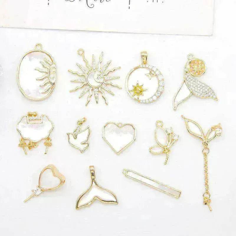 Women's White Shell Pendant Ear Rings