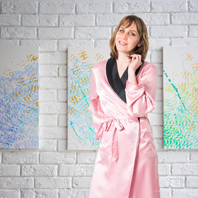 Women's Mulberry Silk Robe Pink with Black Collar