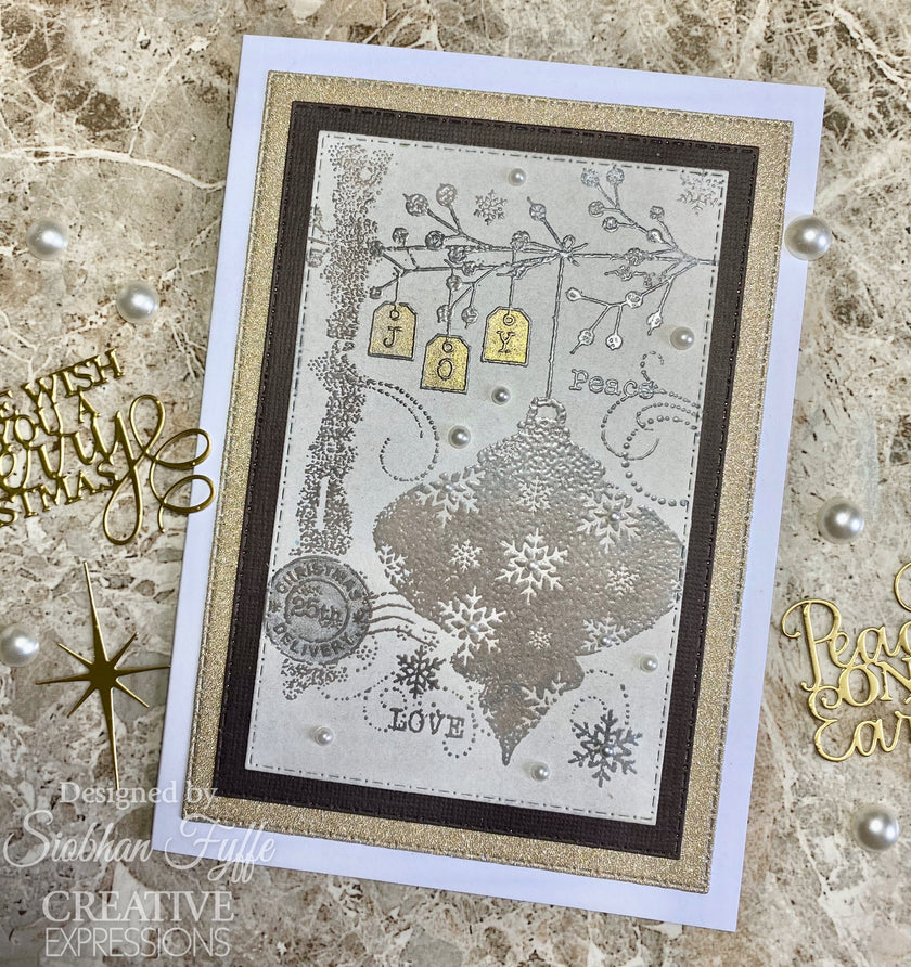 Woodware Clear Singles Winter Bauble 4 in x 6 in Stamp Set