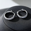 Style YARA : Boucles d'oreilles créoles en zircone pavée 'Pavé All the Way' (petite taille) Argent