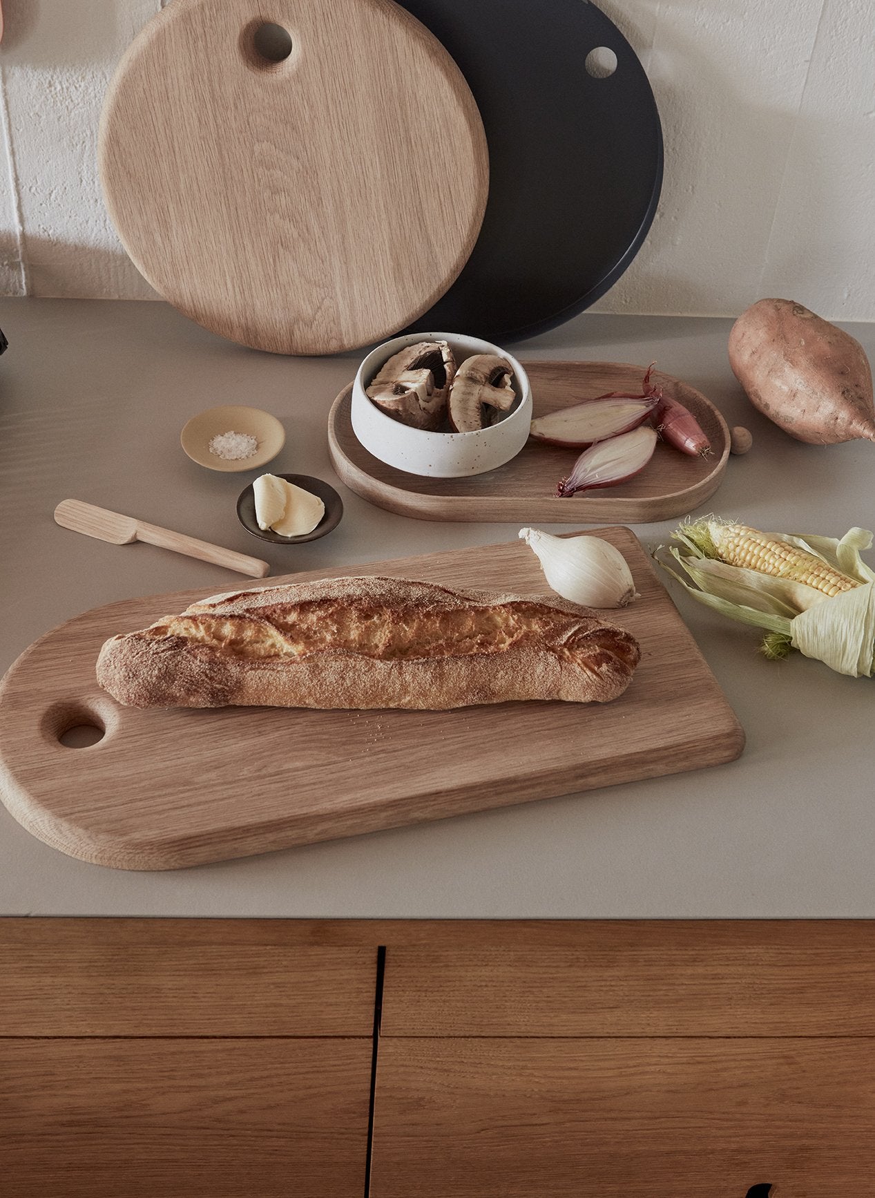 Yumi Cutting Board - Round - Nature