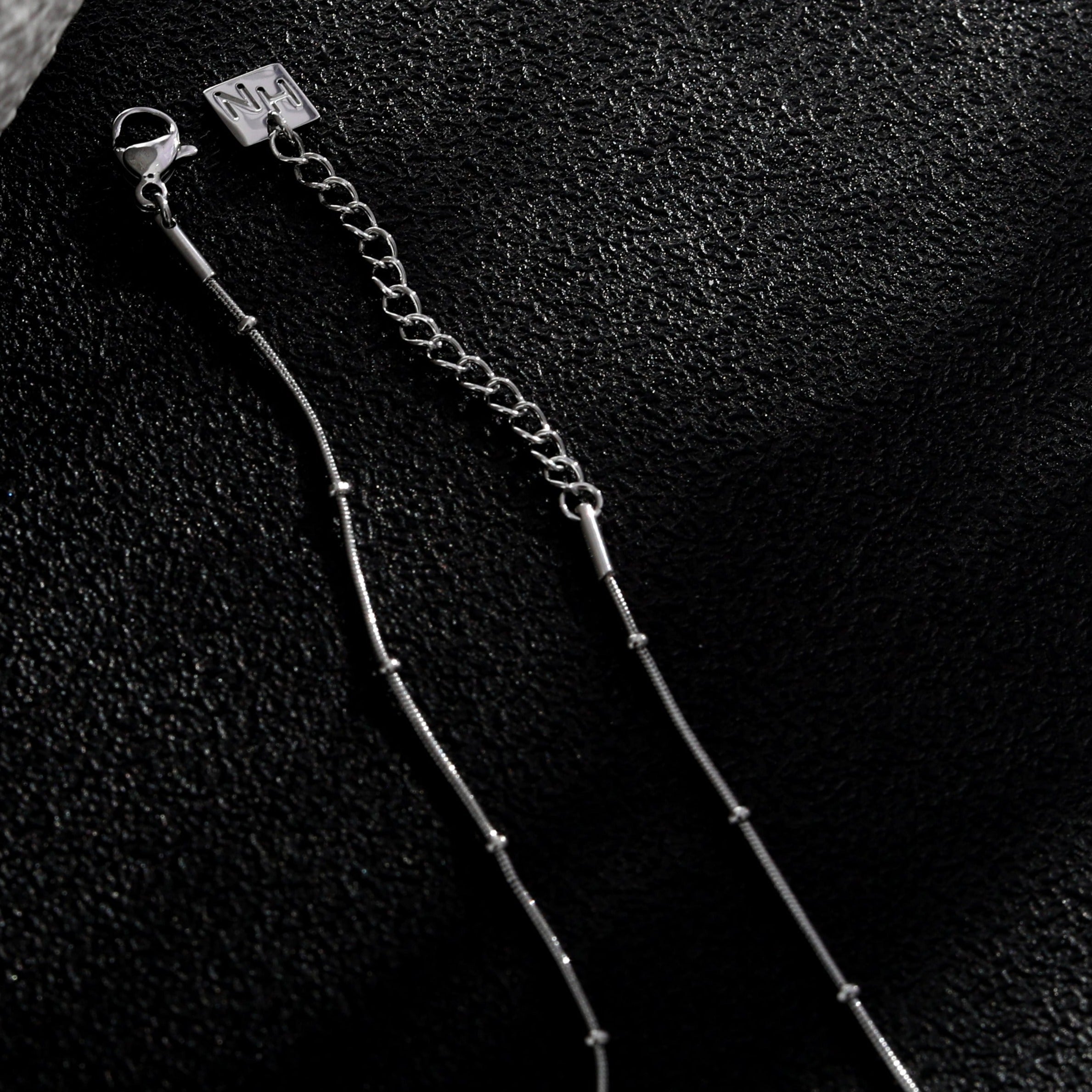 ZAHARA Mini Textured Beaded Dainty Silver Chain