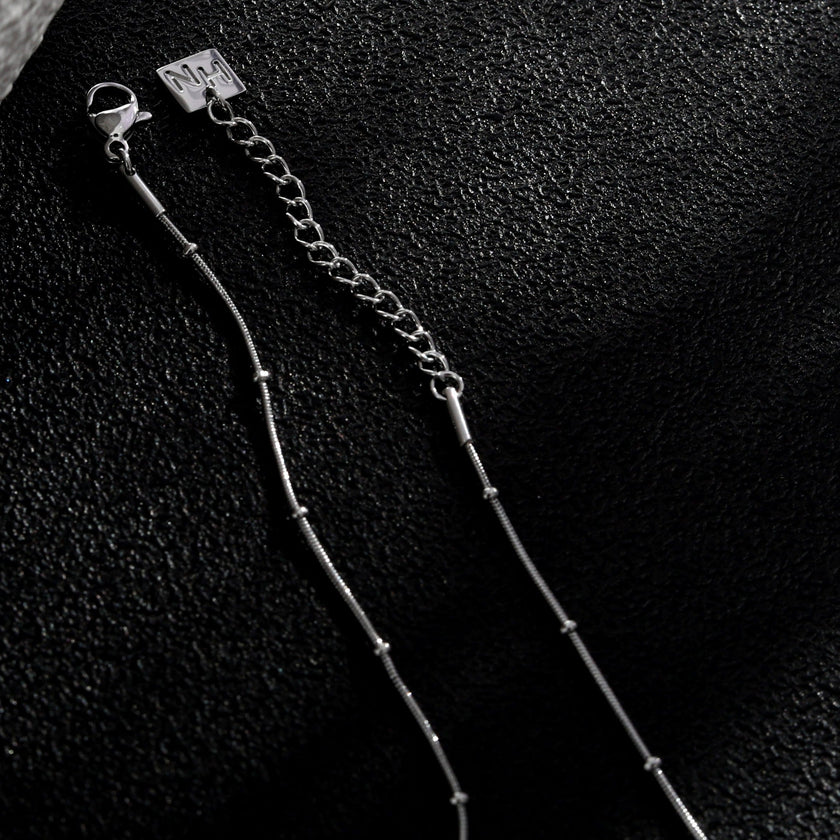ZAHARA Mini Textured Beaded Dainty Silver Chain