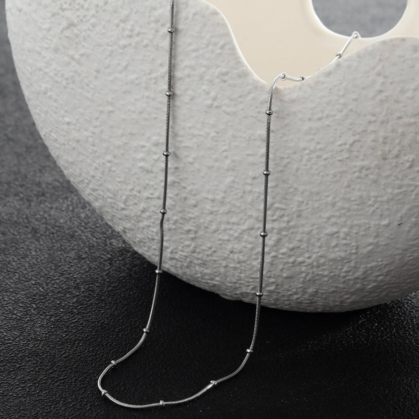 ZAHARA Mini Textured Beaded Dainty Silver Chain