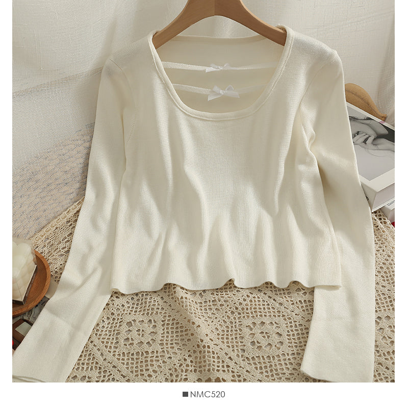Women's Bow Knit Sweater – Long Sleeve Low Neck Knitwear