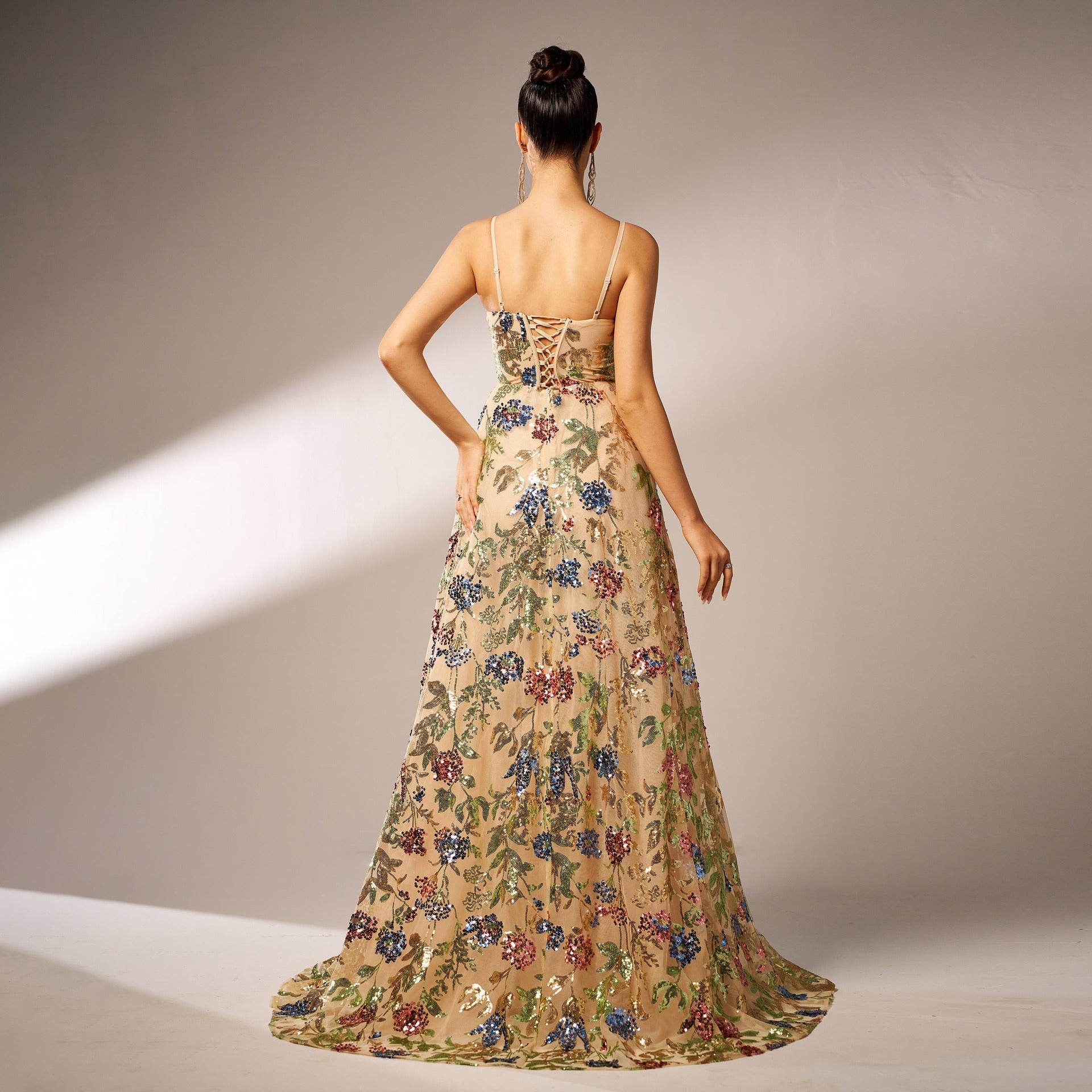 Elegant Sleeveless Sequined Suspender Maxi Evening Dress