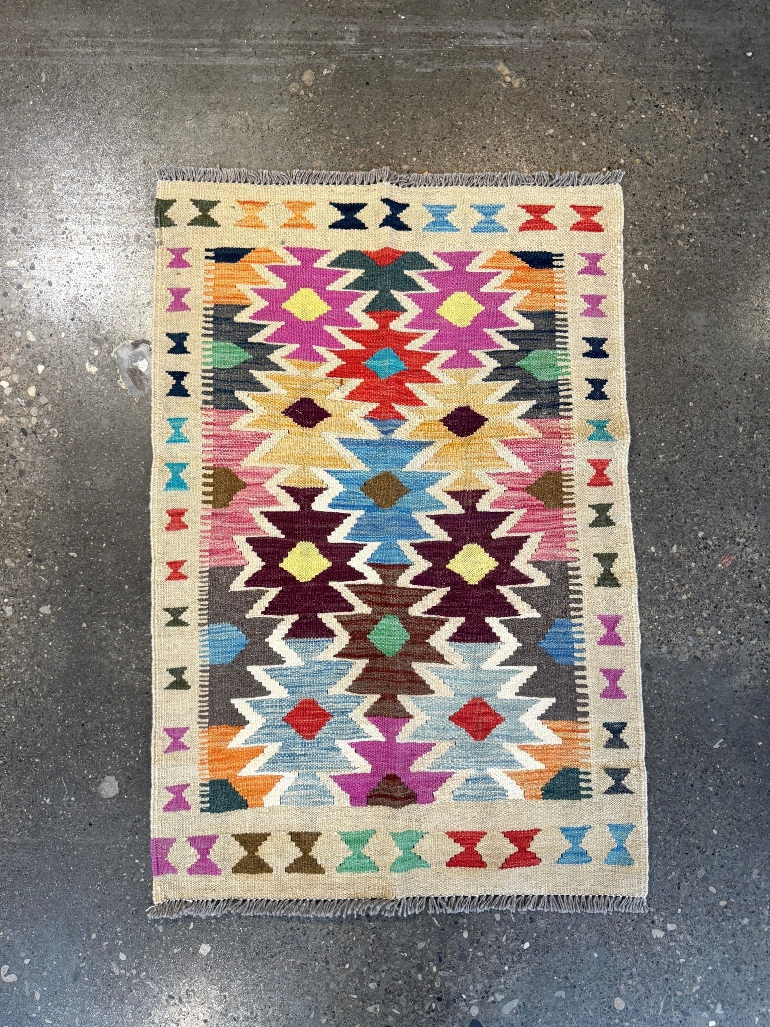 Afghan Maimana Kilim Rug | 2' 8