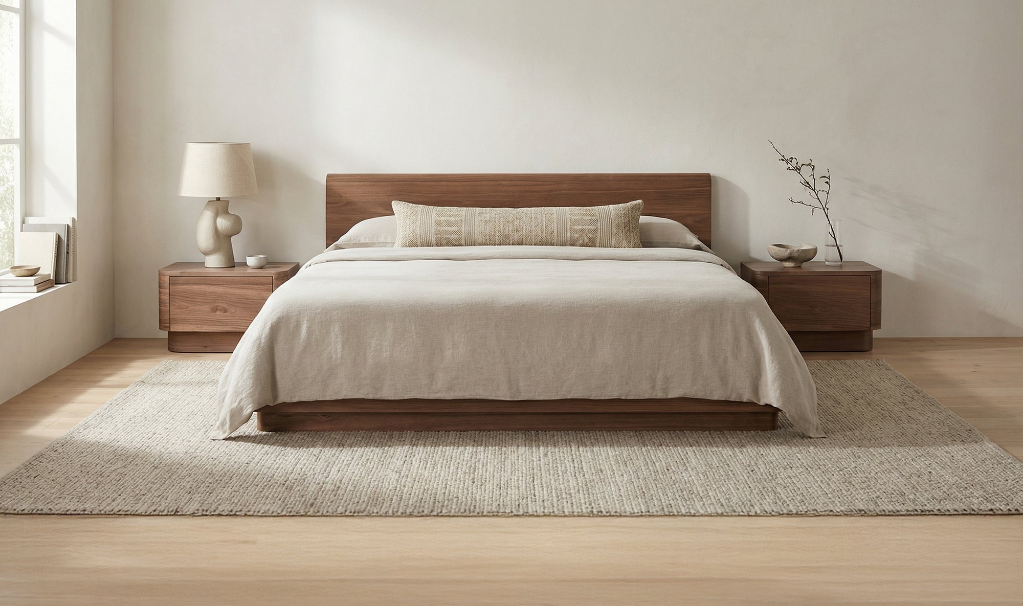 Alfred Round Bedroom Set