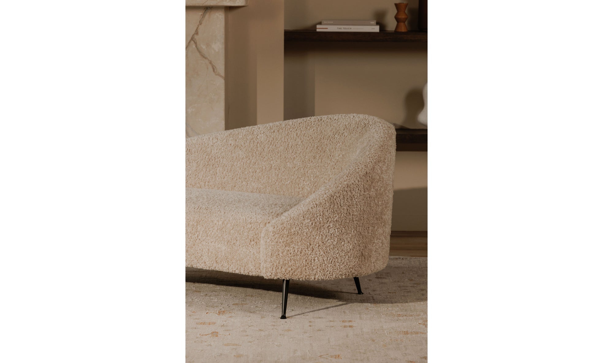 Amadora Chaise