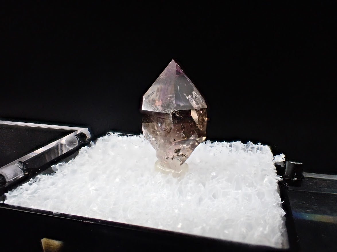 Amethyst Scepter – Goboboseb Mountains, Namibia – Phantom Inclusions – Micro Specimen (16mm)