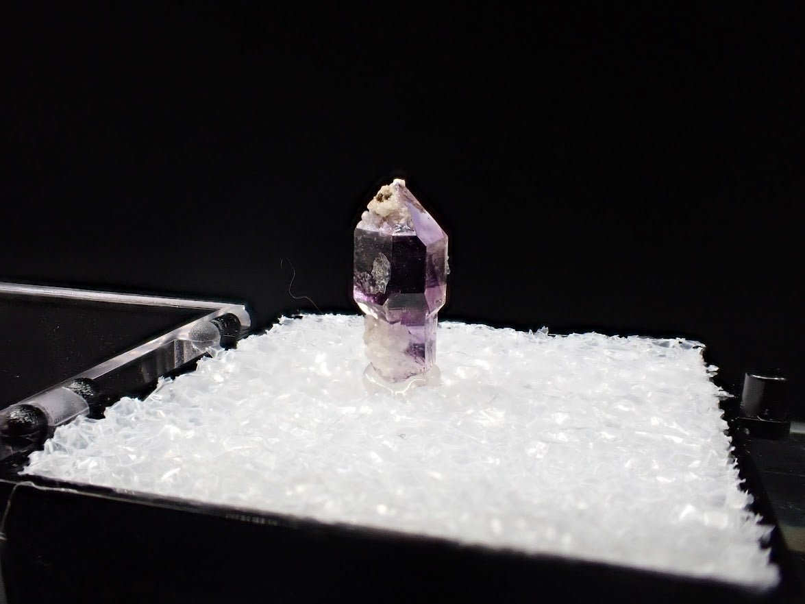 Amethyst with Analcime – Goboboseb Mountains, Namibia – Micro Crystal Specimen (11mm)