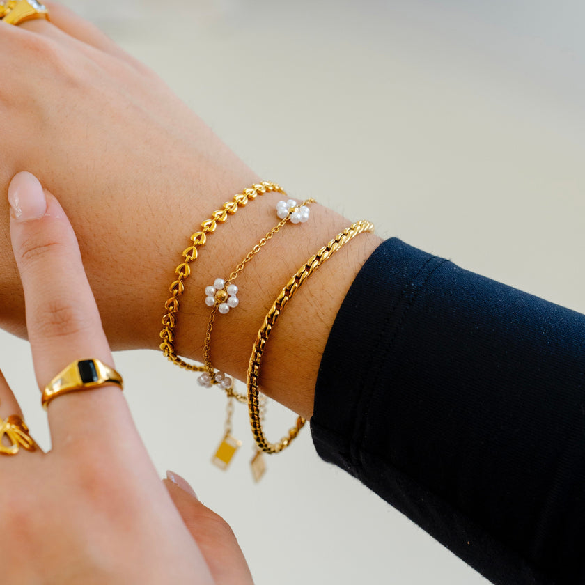 Pearl Flower Bracelet