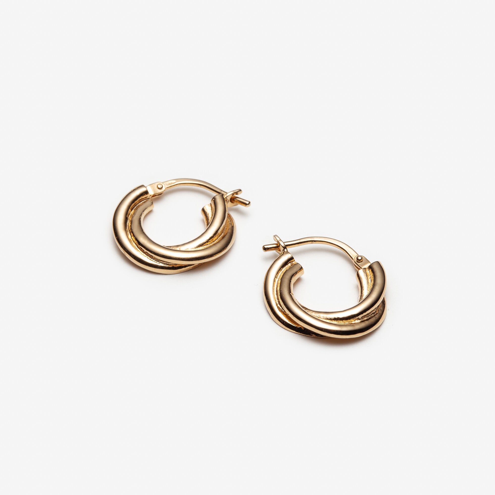 Curieuse - Boucles d’oreilles anneaux en argent sterling, faites au Québec
