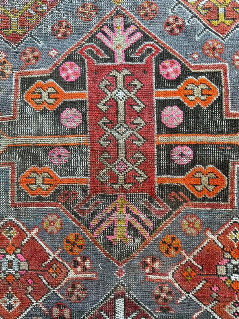 Antique Caucasian Kazak Rug | 5' 1