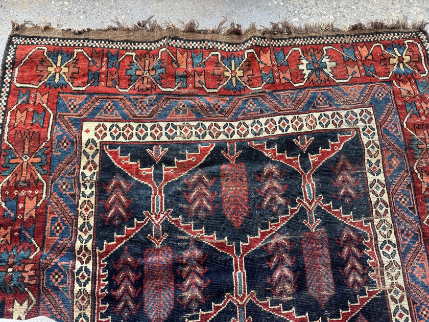 Antique Persian Bakhtiari Rug | 5' x 7’ 4