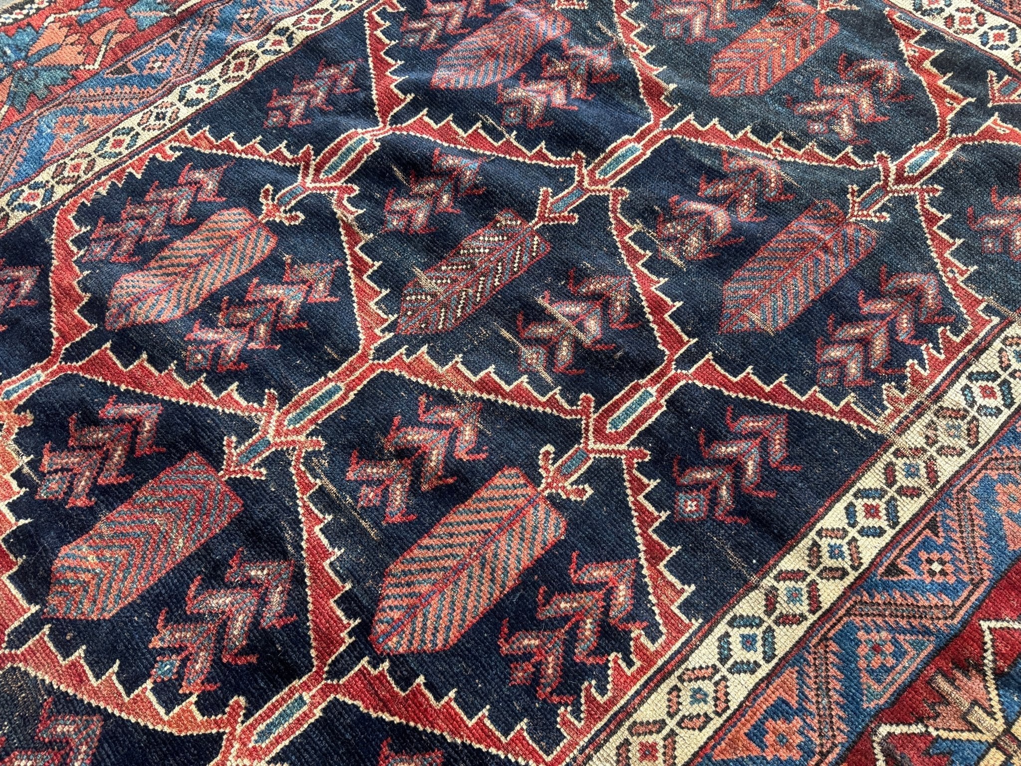 Antique Persian Bakhtiari Rug | 5' x 7’ 4