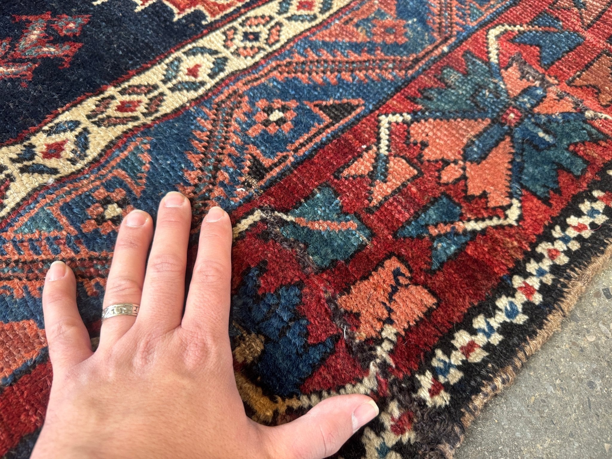 Antique Persian Bakhtiari Rug | 5' x 7’ 4