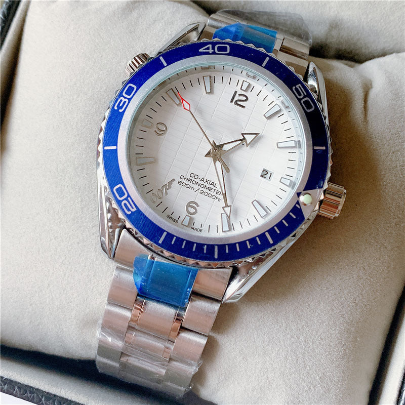 Men's 00 Agent Diver Style Watch – Rotating Bezel, Steel Strap, 6 Colours