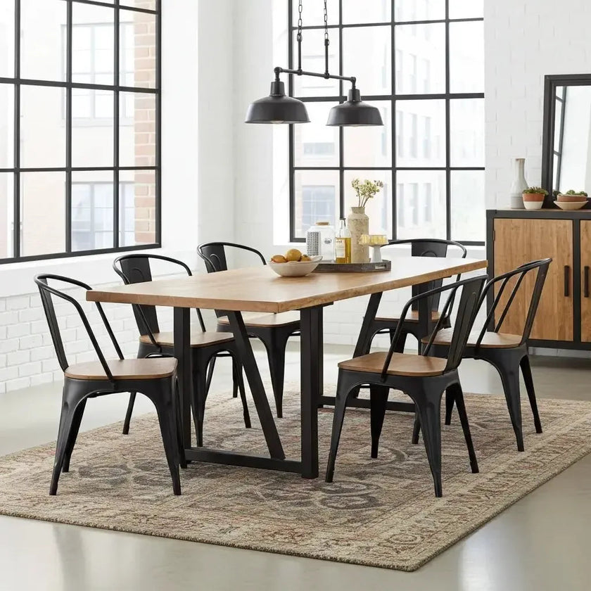 Ensemble de 2 Chaises Sita en acier noir et siège en bois de manguier