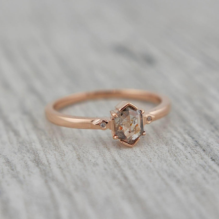 Bague diamant sel & poivre