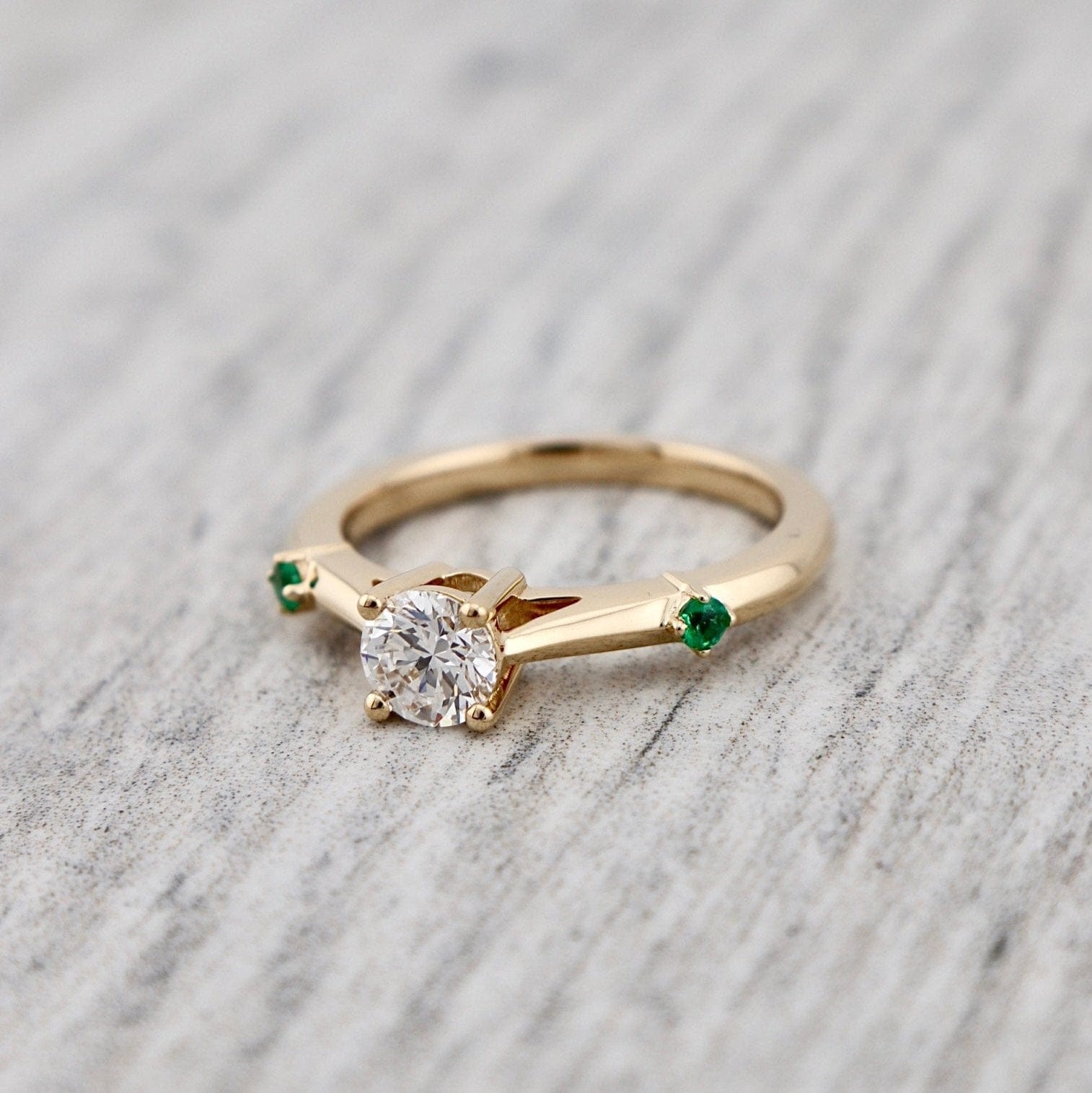 Bague ensemble D'alliance Émeraude et Diamant 0,5 ct