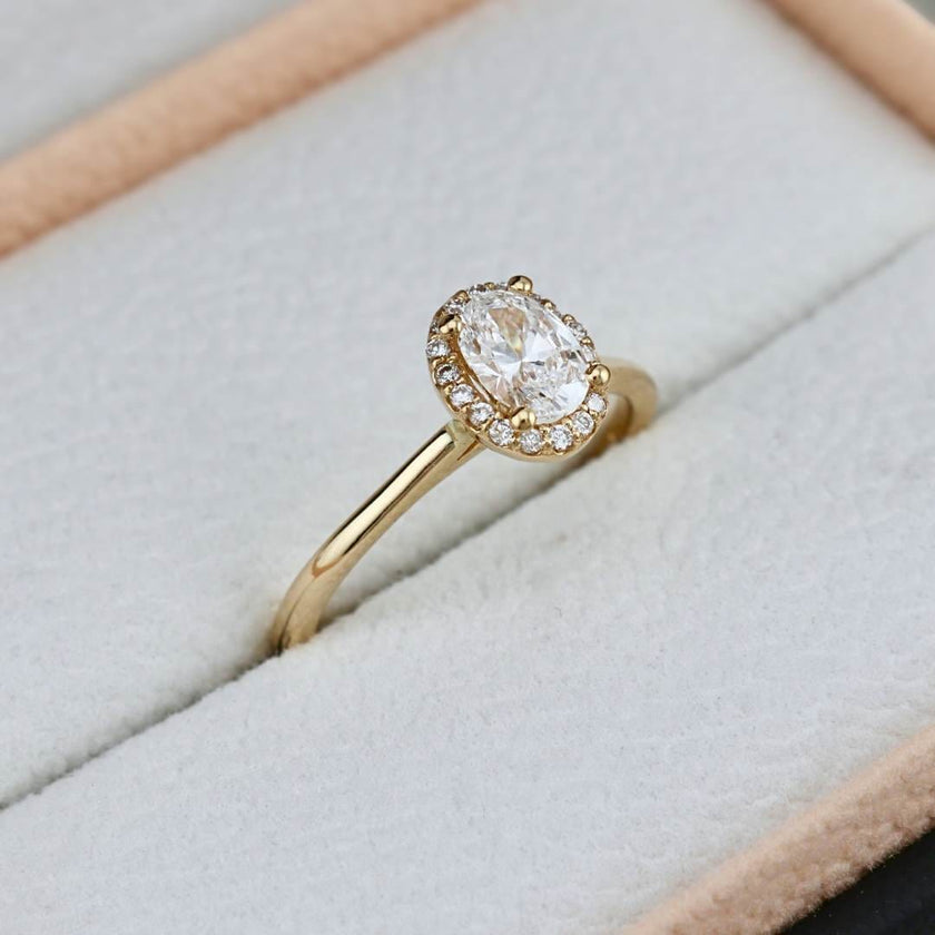 Bague Halo Oval en or 14K - 18K ou platine et diamants 0,6 ctw