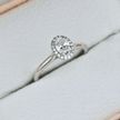 Bague Halo Oval en or 14K - 18K ou platine et diamants 0,6 ctw