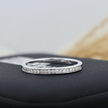 Bague Semi-éternité diamants 1mm