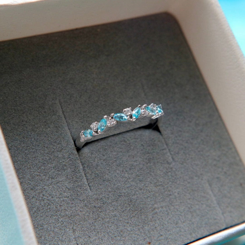 Bague semi-éternité Marquise diamants et aigues-marines